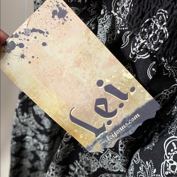 L.E.I dress - NWT - Picture 6 of 6